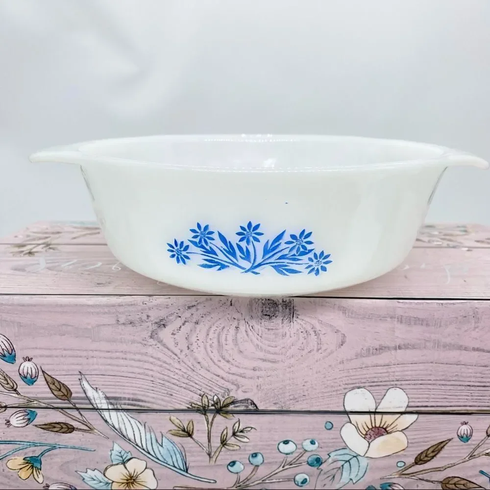 Vintage Anchor Hocking Fire King Blue Cornflower 1 Qt Casserole Dish